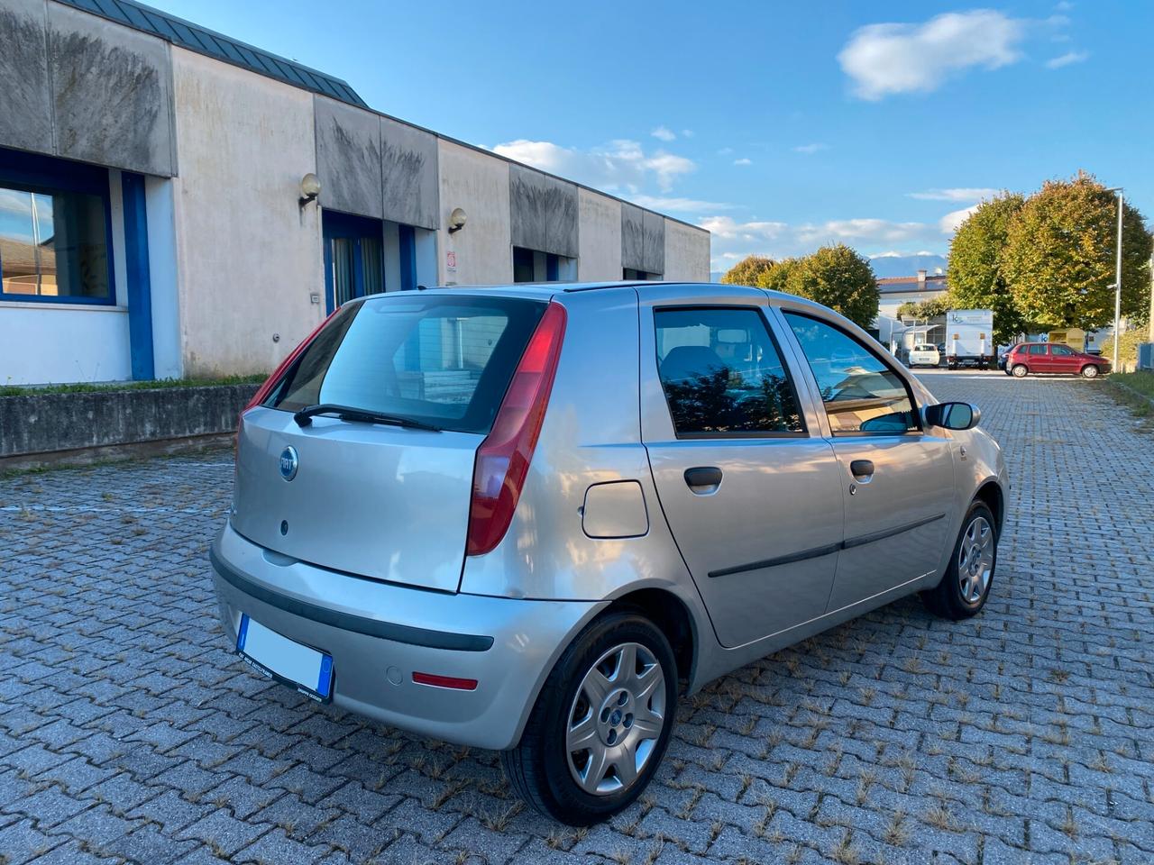 Fiat Punto 1.2i Dynamic 87.000Km!