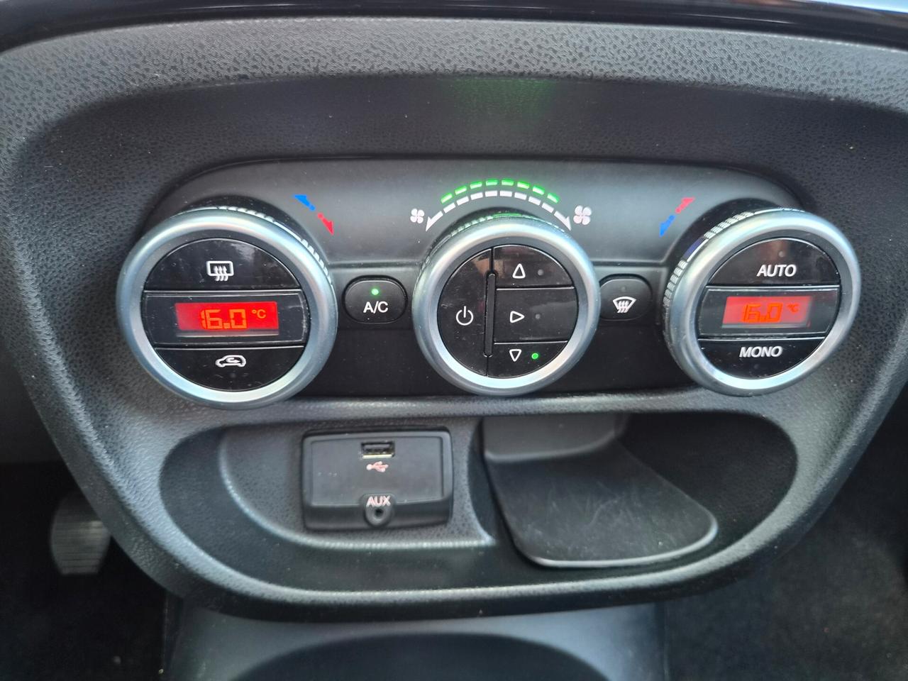 Fiat 500L 1.6 Multijet 105 CV Trekking