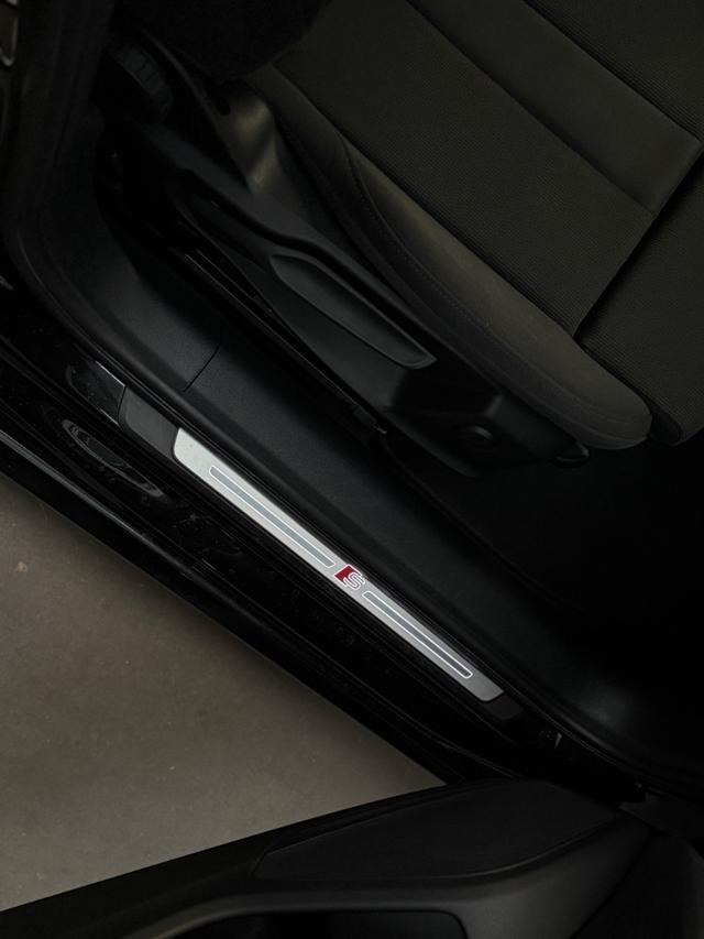 AUDI A4 Avant 35 TDI S tronic S-Line