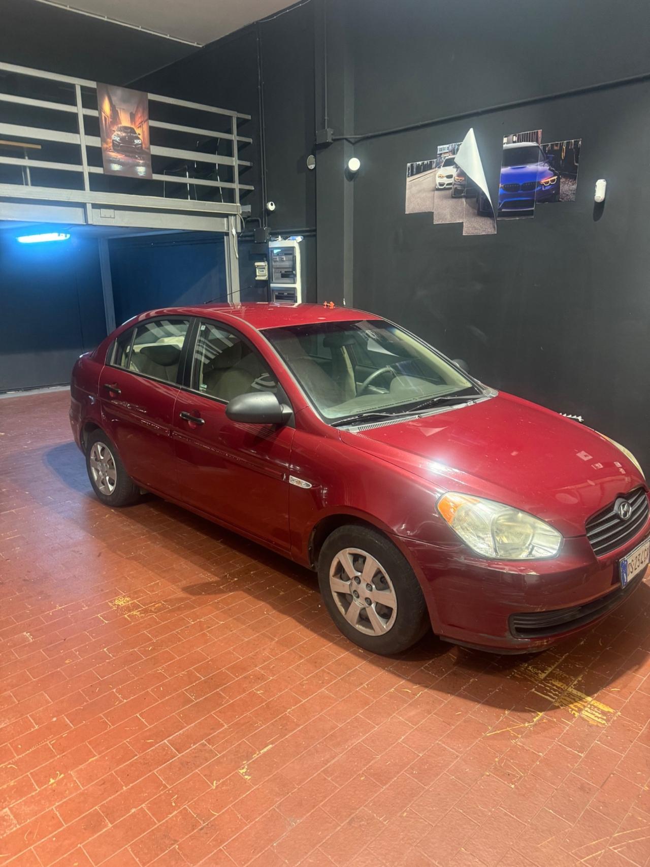 Hyundai Accent 1.4 4p. Style