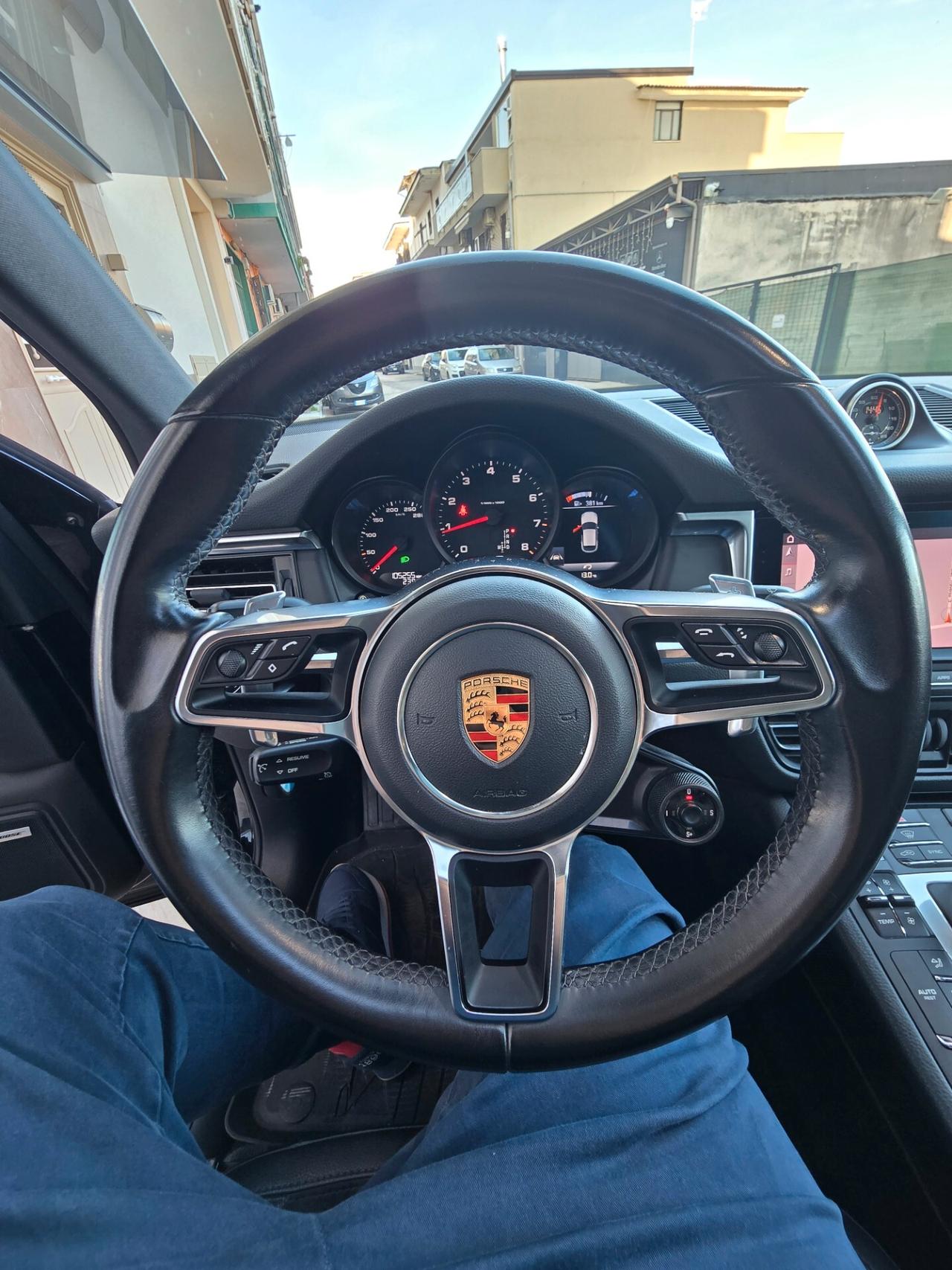 Porsche Macan 2.0