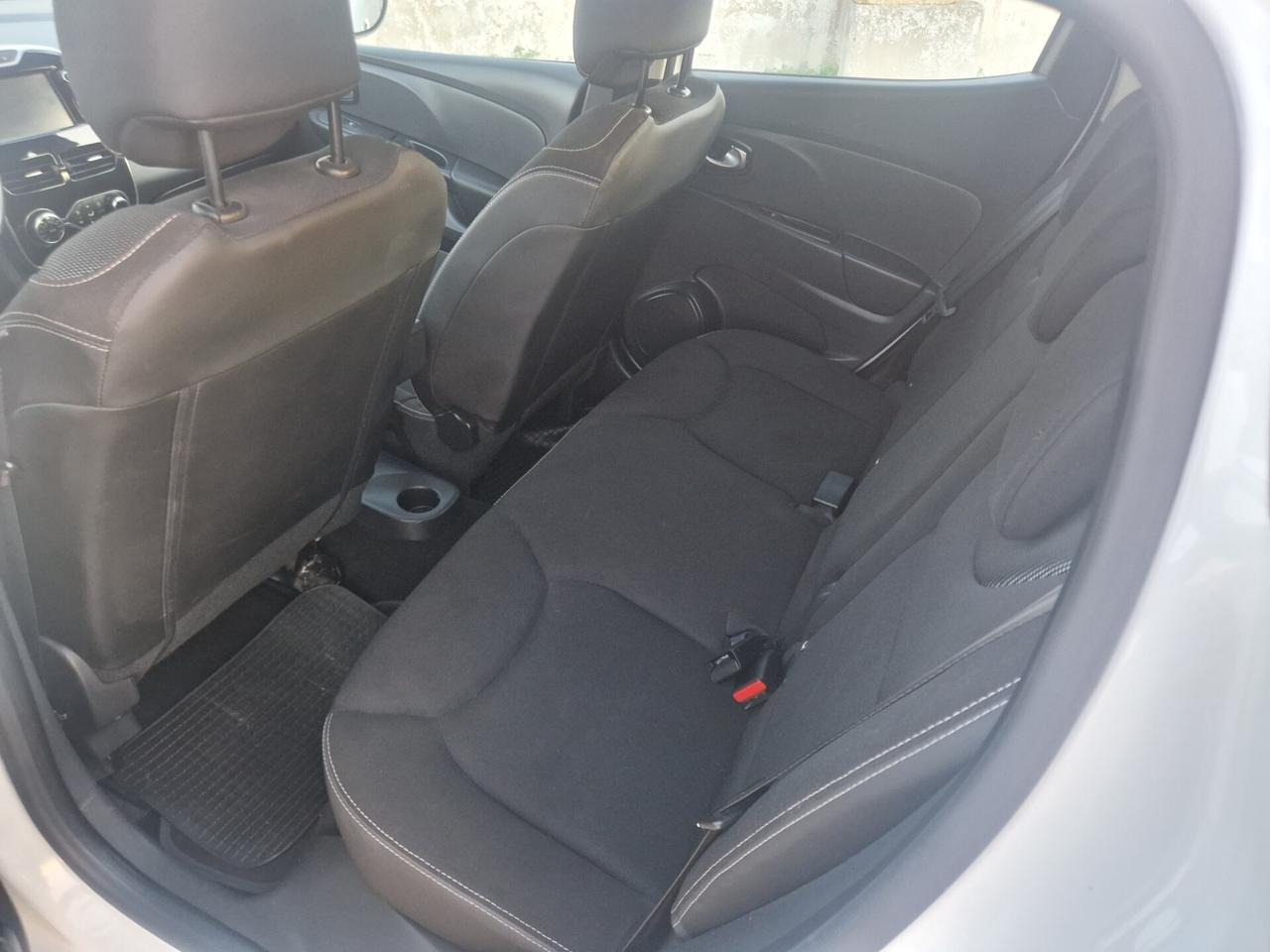Renault Clio 1.5 dCi 90CV Costume National - 2015