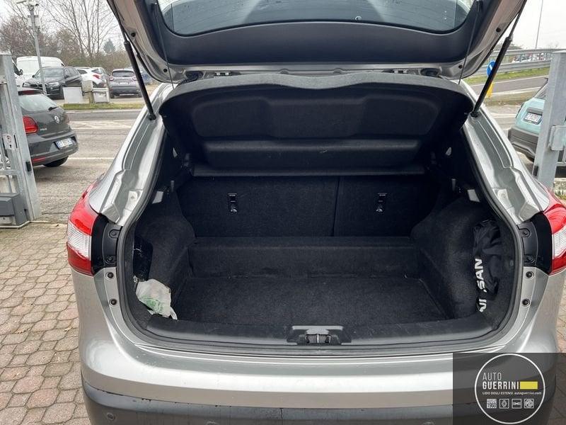 Nissan Qashqai Qashqai 1.2 DIG-T Acenta