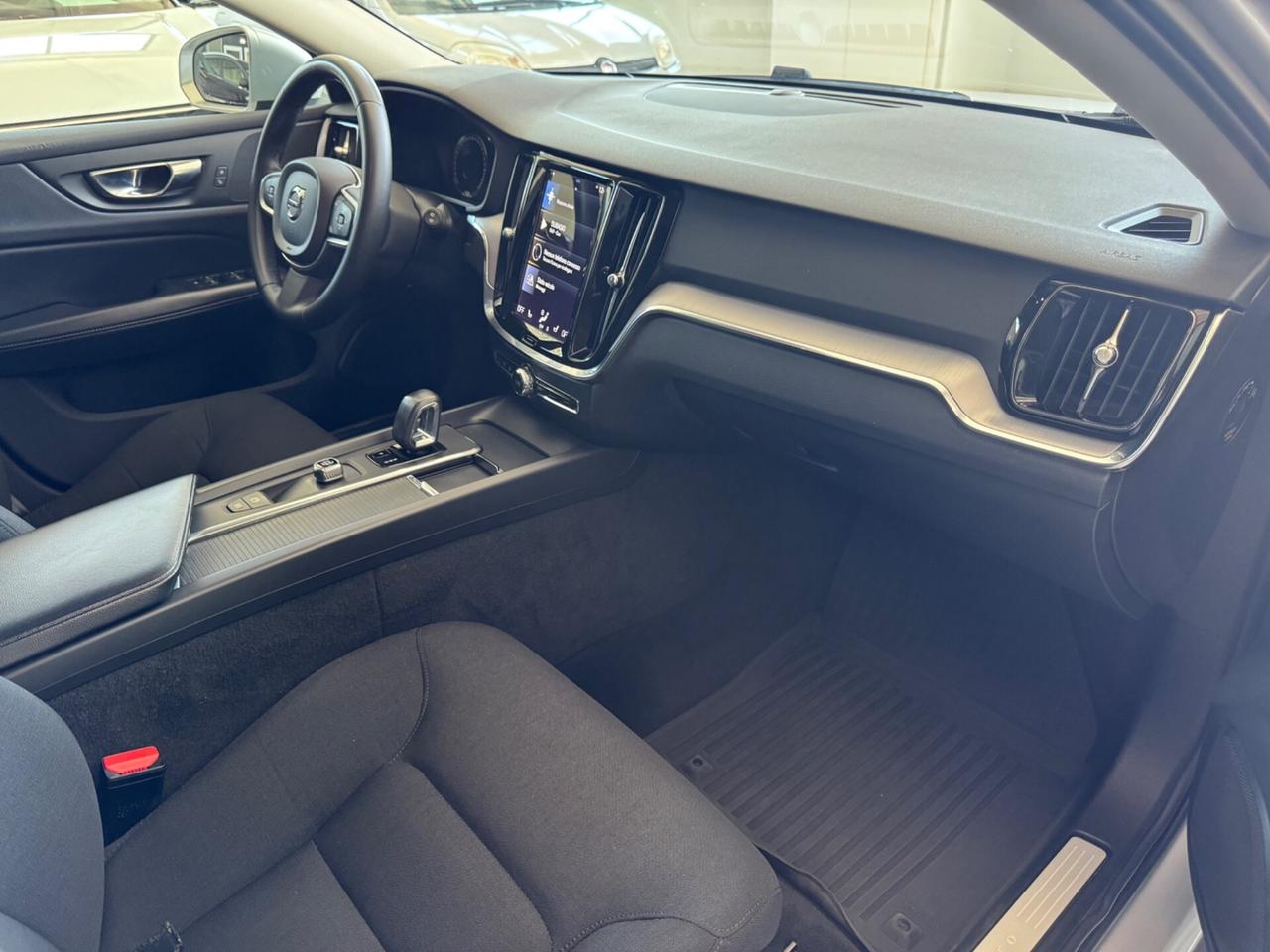 Volvo V60 aut. Momentum Business Pro