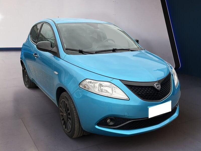 Lancia Ypsilon III 2015 1.0 hybrid Gold s&s 70cv