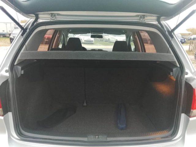 VOLKSWAGEN Golf 1.6 TDI DPF 5p. Highline