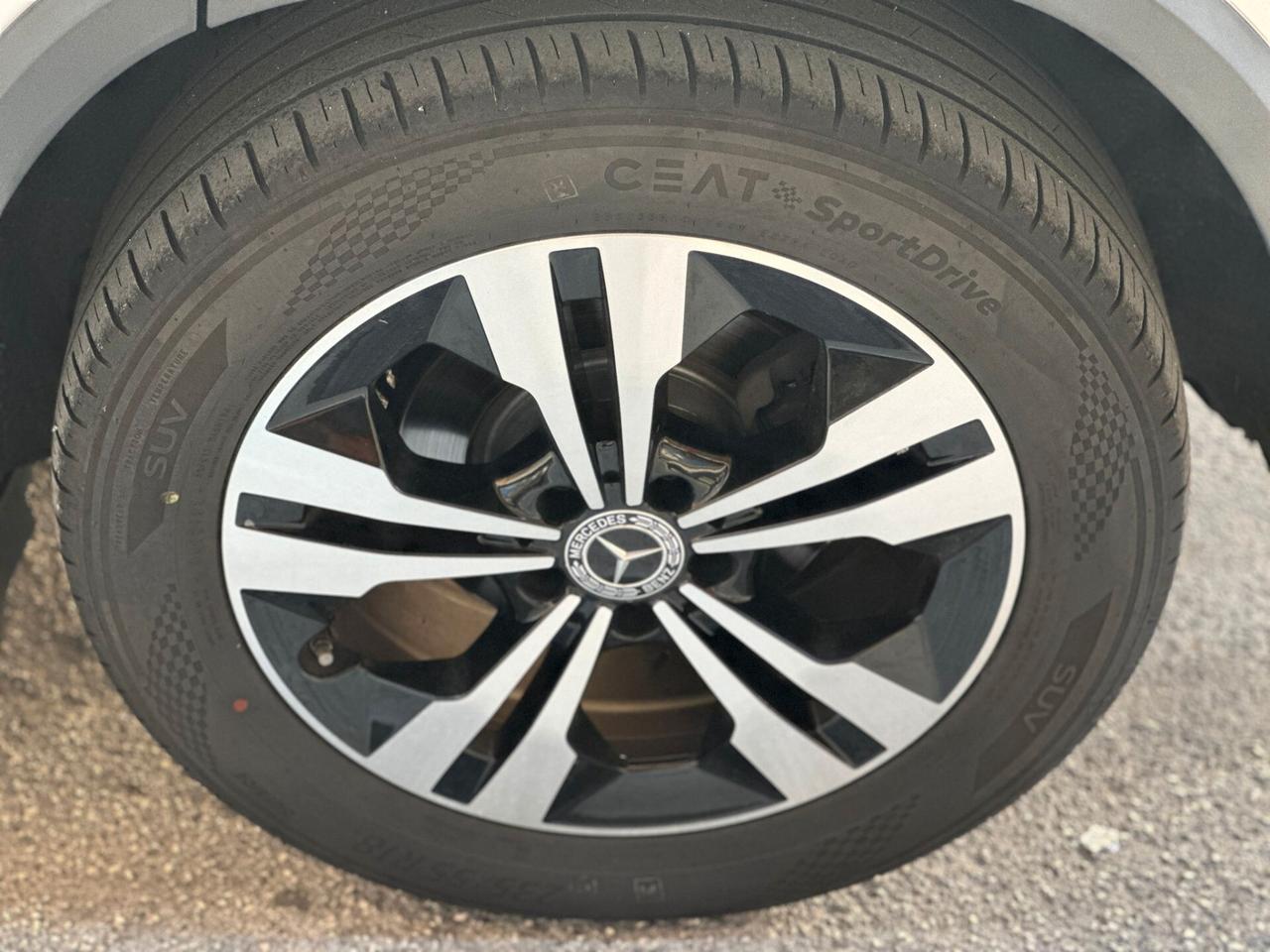Mercedes GLA 220 4Matic Autom. Premium TETTO