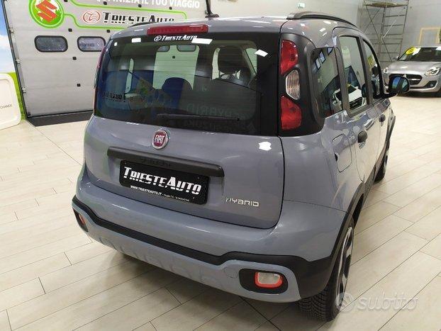FIAT Panda 1.0 FireFly S&S Hybrid City Cross