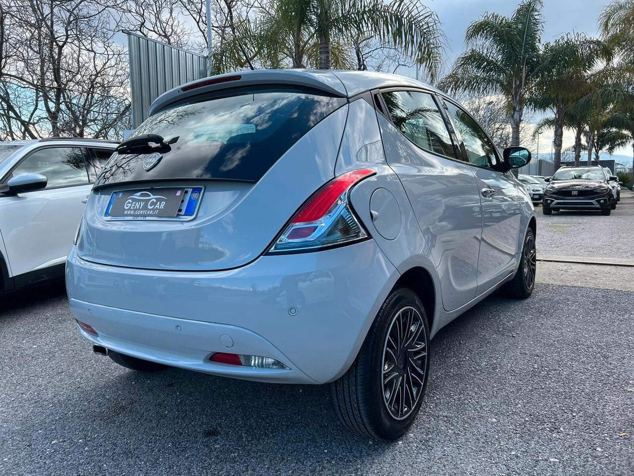 Lancia Ypsilon 1.2 69 CV 5 porte GPL Ecochic Gold