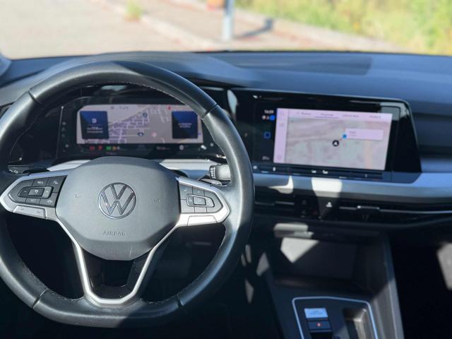 VOLKSWAGEN Golf 1.0 eTSI EVO DSG Life