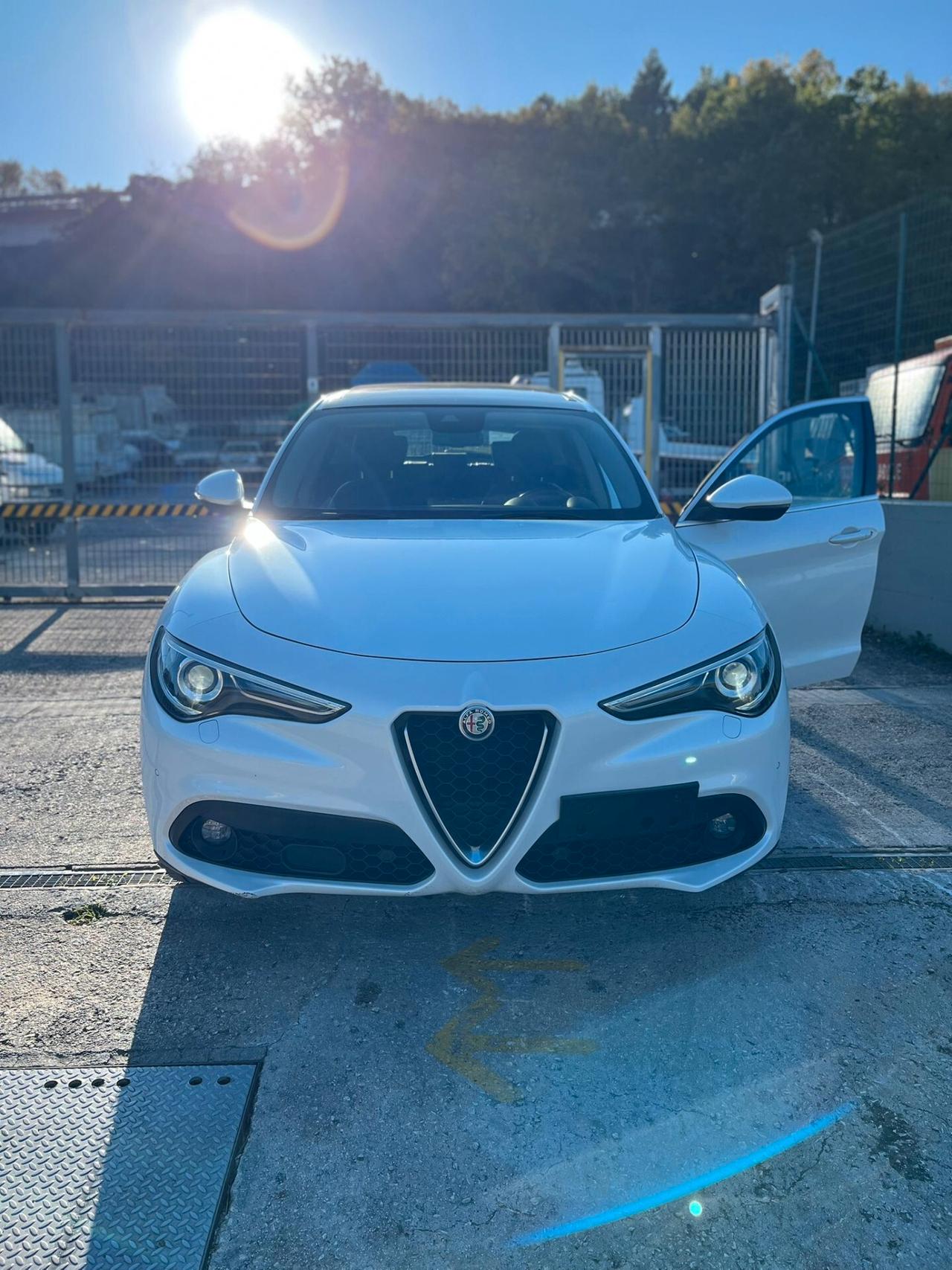 Alfa Romeo Stelvio 2.2 Turbodiesel 210 CV AT8 Q4 Business