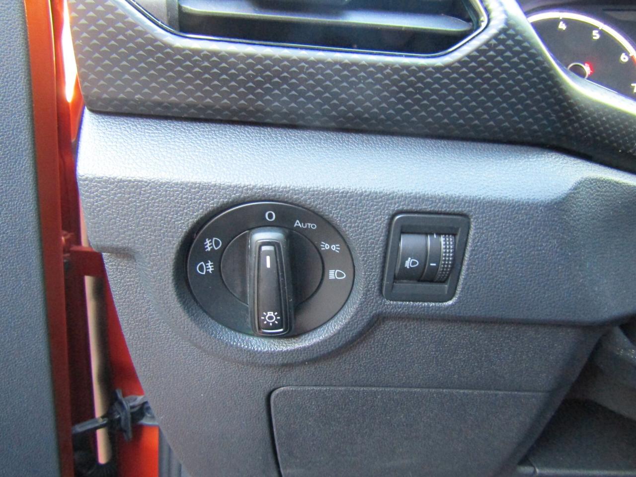 Volkswagen T-Cross 1.0 95CV "45.200 km" Carplay, ADAS, Cruise control