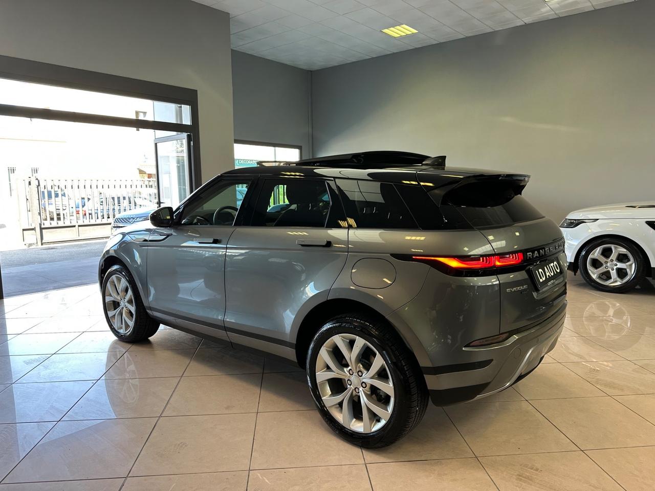 Land Rover Range Evoque 1.5 I3 PHEV 300 CV AWD Auto R-Dynamic HSE