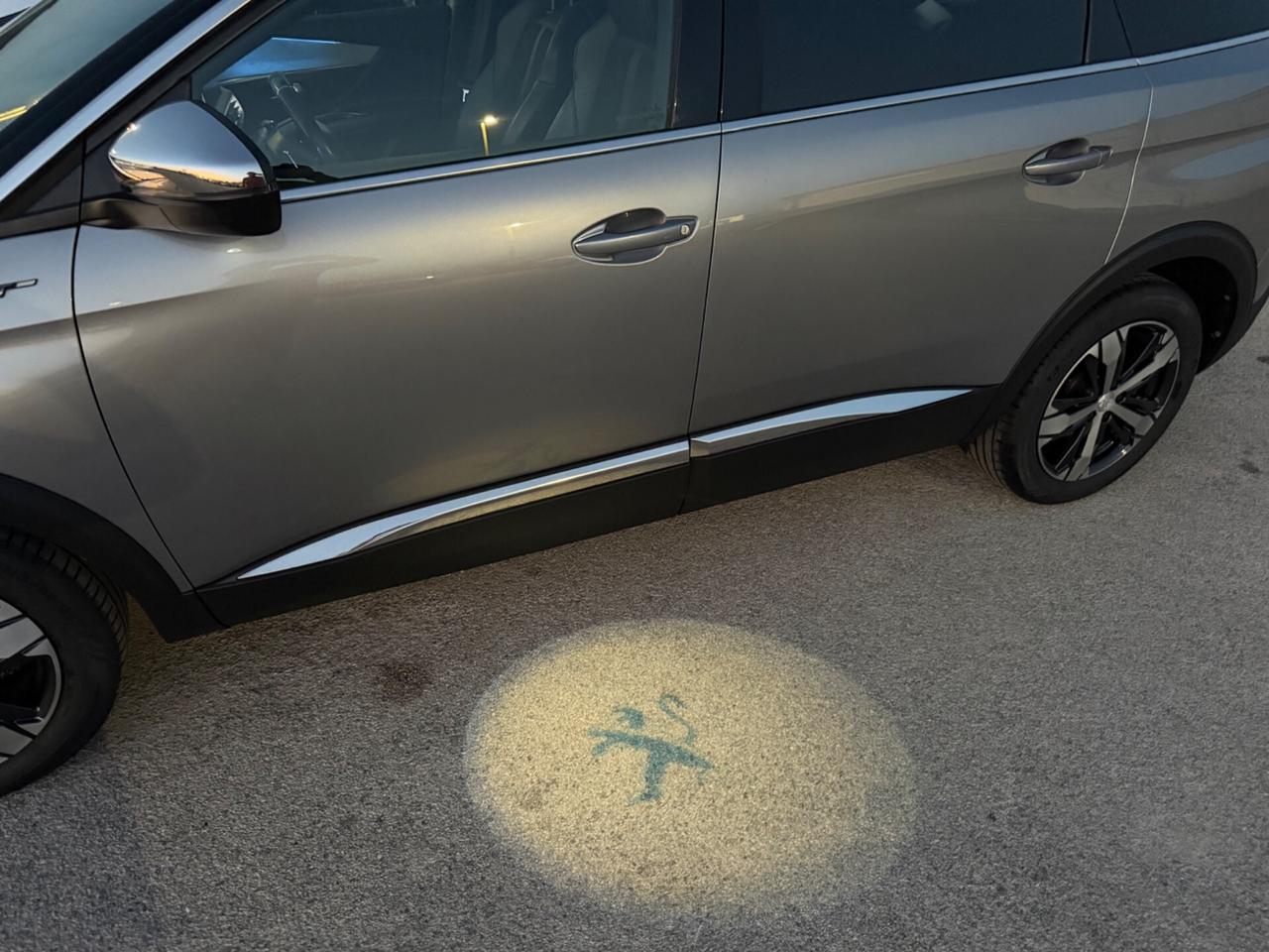 PEUGEOT 5008 2.0 HDI 180 CV GT FULL LED TETTO MY19