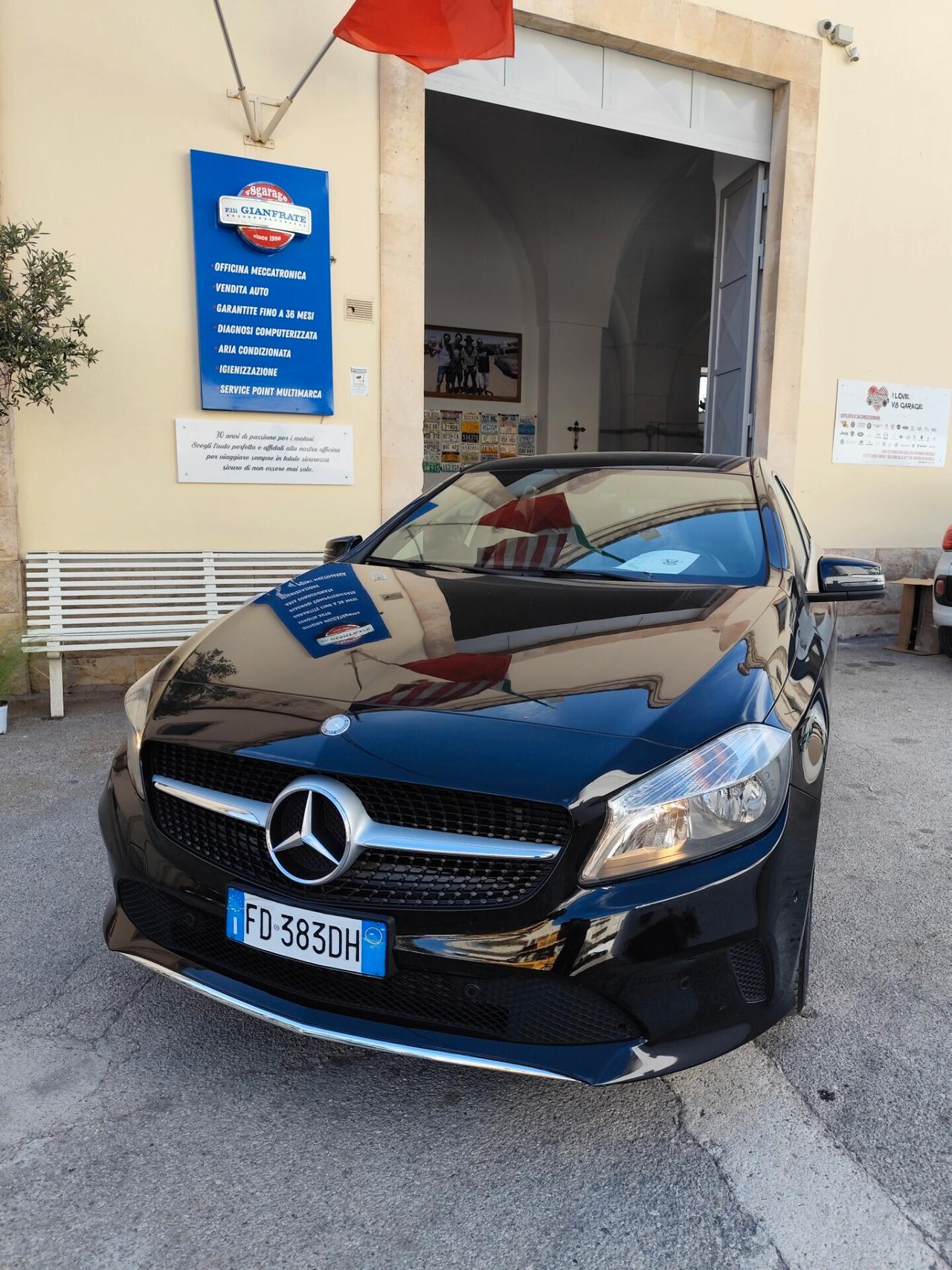 Mercedes-benz A 180 d Premium