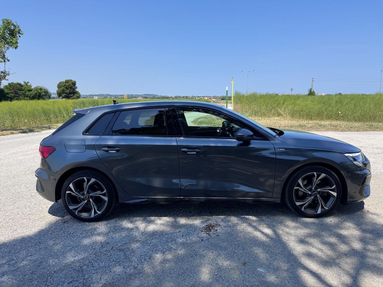 Audi A3 SPB 40 TDI quattro S tronic line edition