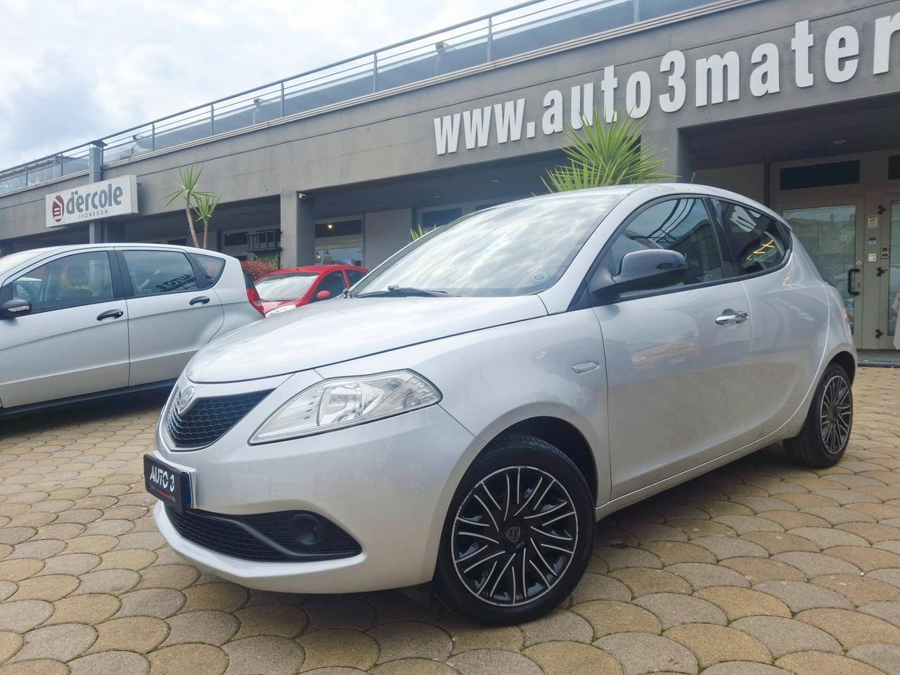 Lancia Ypsilon 1.2 69 CV 5 porte GPL Ecochic Gold