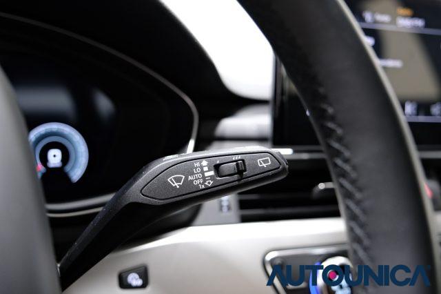 AUDI A4 AVANT 30 TDI 136 CV S TRONIC BUSINESS FULL LED