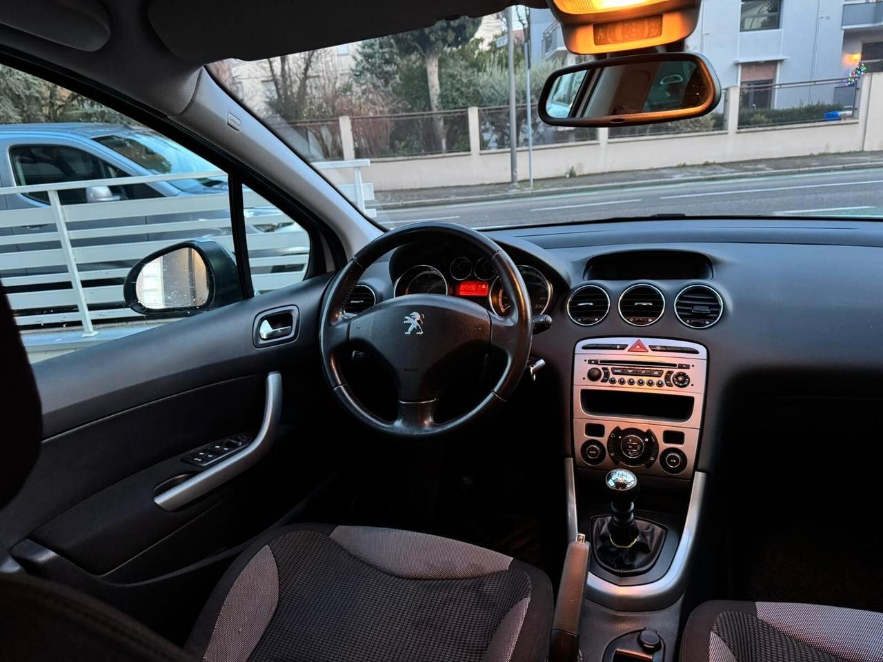 PEUGEOT 308 1.6 8V e-HDi 112cv SW ALLURE