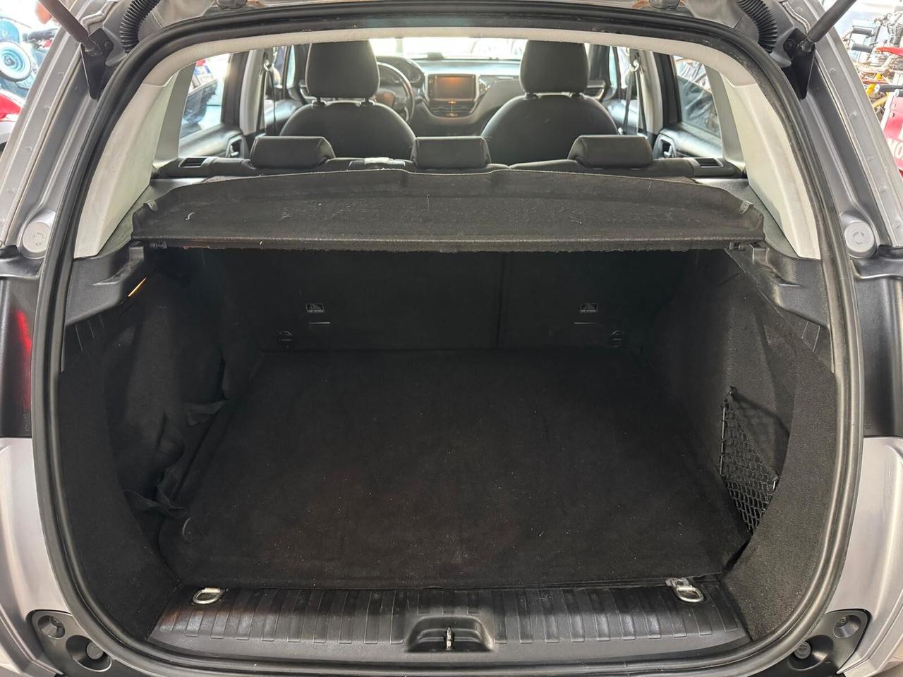 Peugeot 2008 PureTech 82 Active UNICOPROPRIETARIO TENUTA BENISSIMO