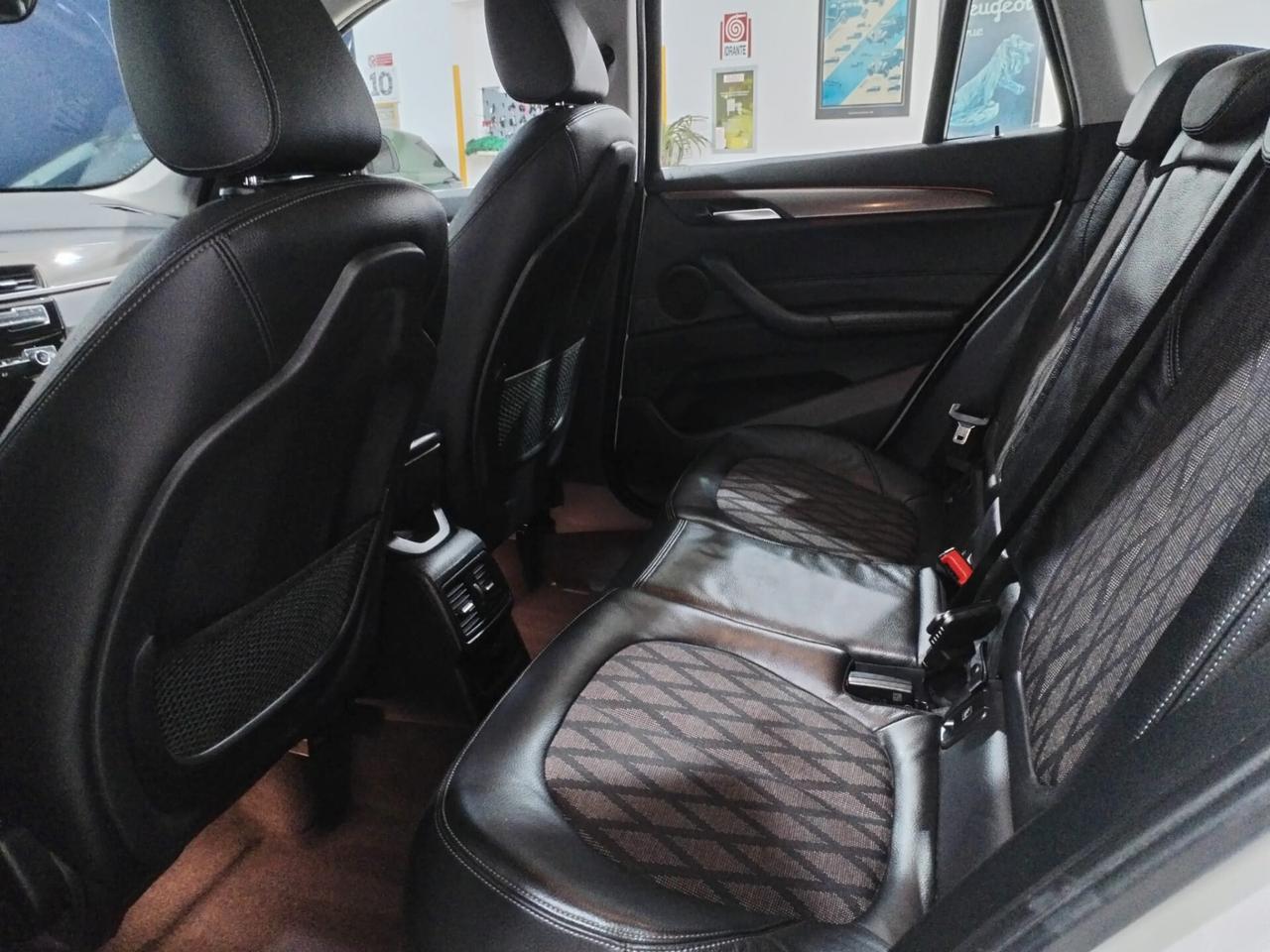 Bmw X1 sDrive18d xLine