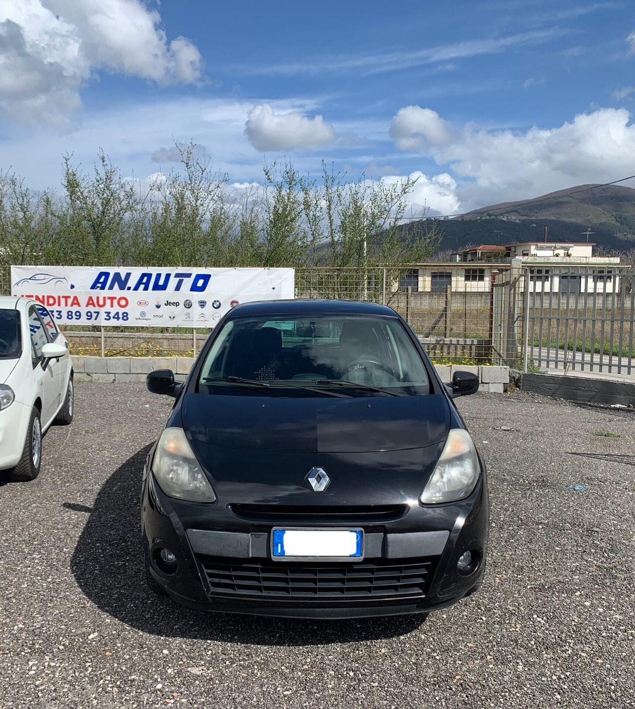 Renault Clio 1.2 75cv 5 porte - 2011