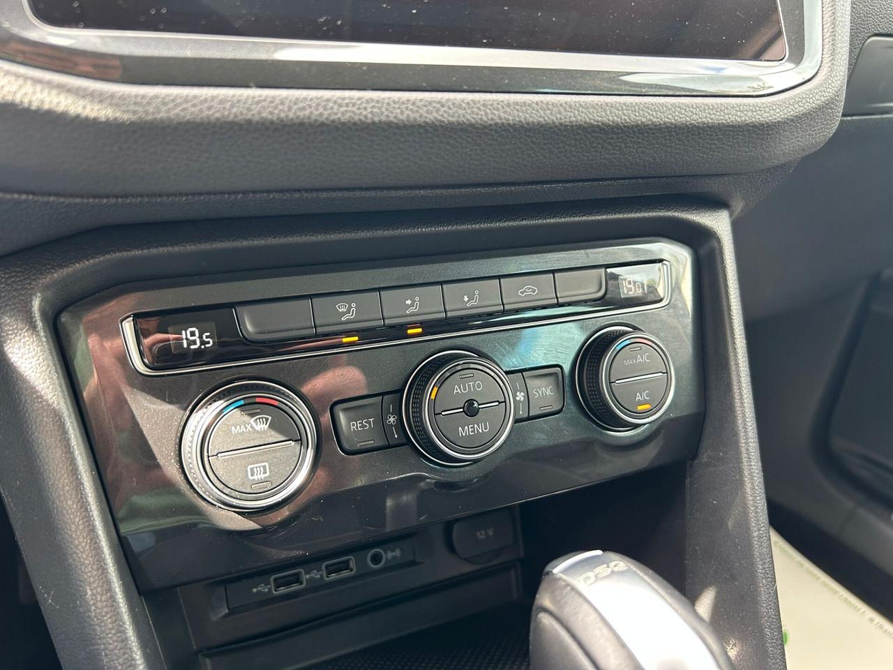 VW Tiguan 2.0 TDI 4MOTION DSG COCKPIT/LED-11/2018