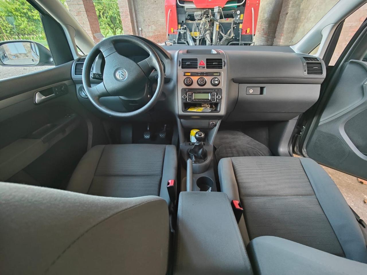 Volkswagen Touran 1.4 TSI DSG Highline EcoFuel