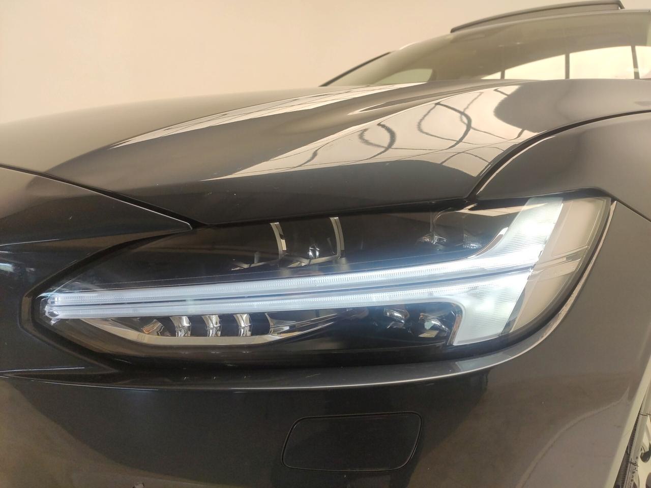 Volvo V90 B4 (d) automatico Ultimate Bright