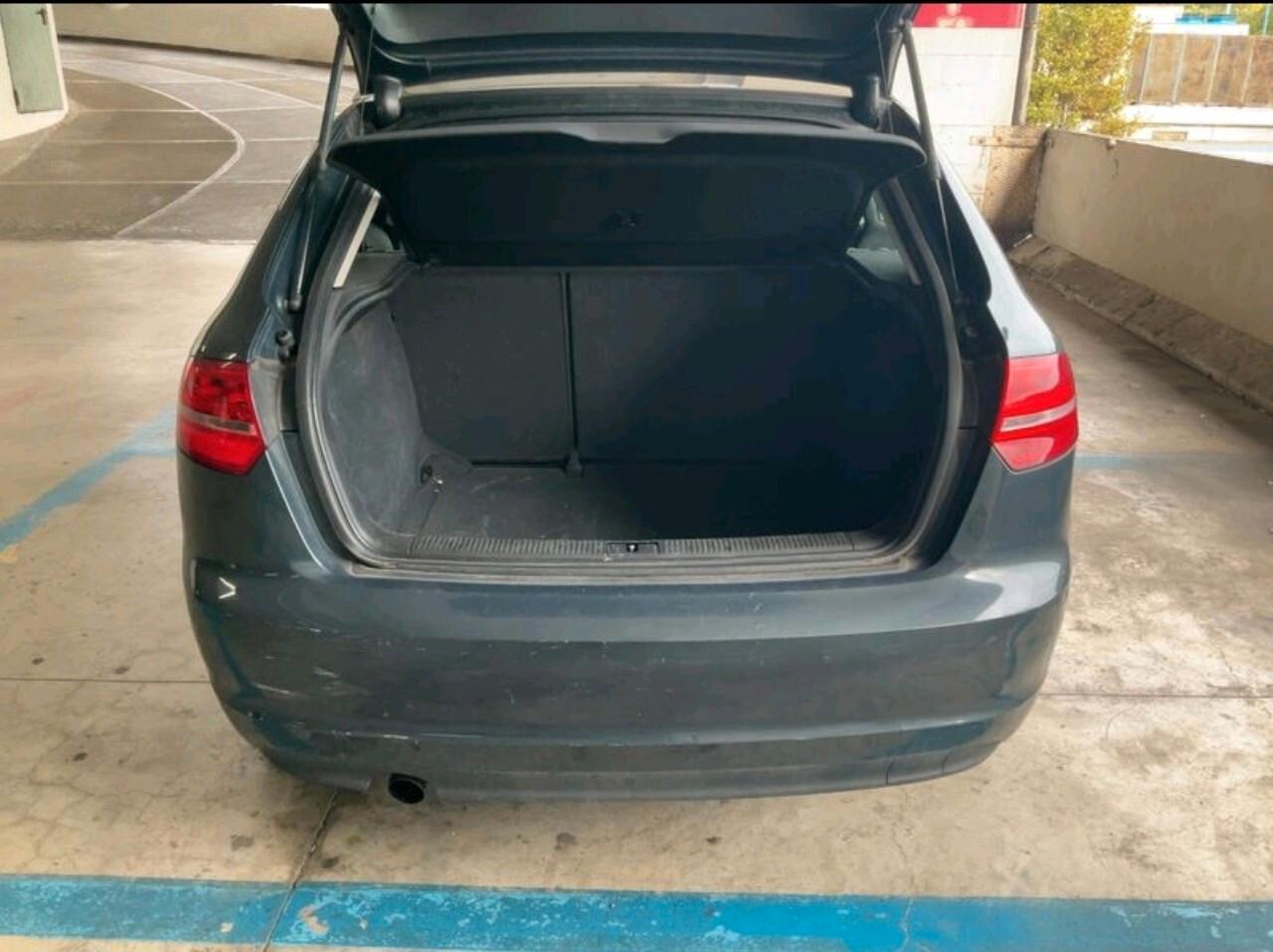 Audi A3 1.6 TDI 90cv unico proprietario ,passagio incluso . .