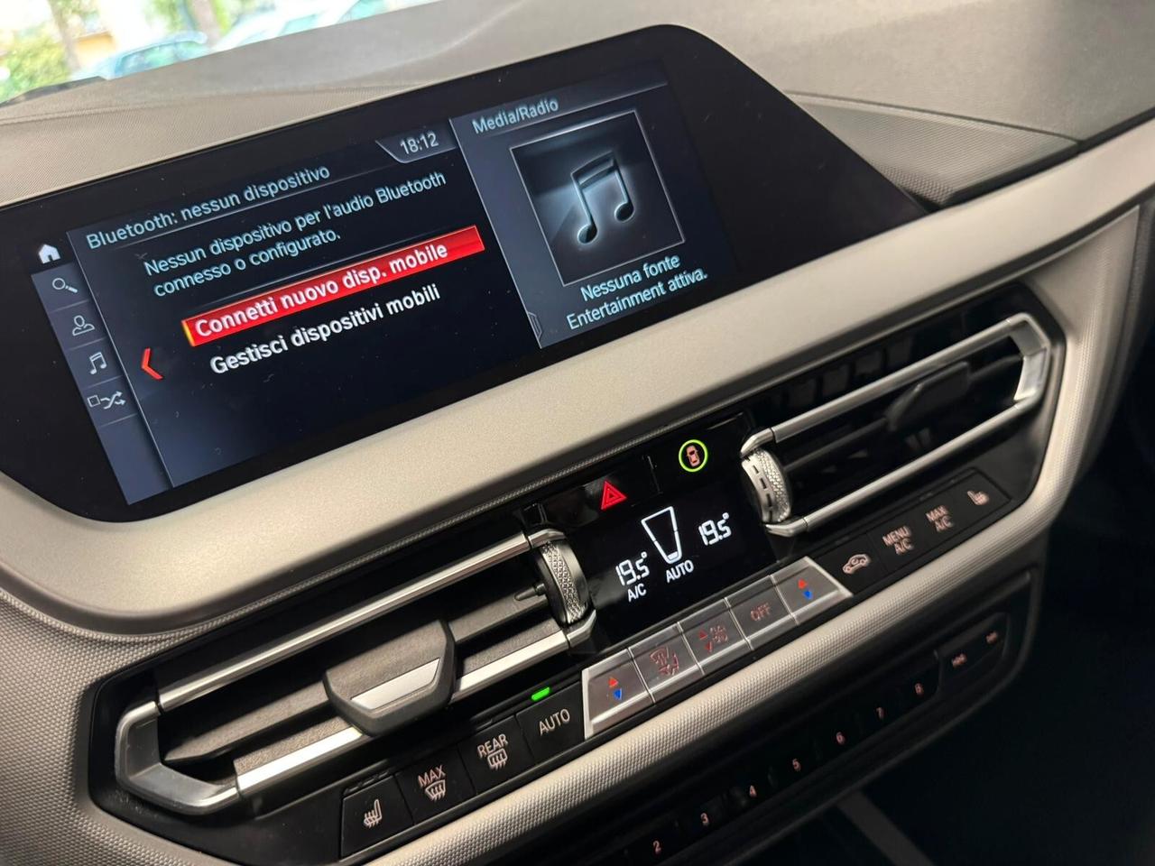 Bmw 118 118d 5p. Msport