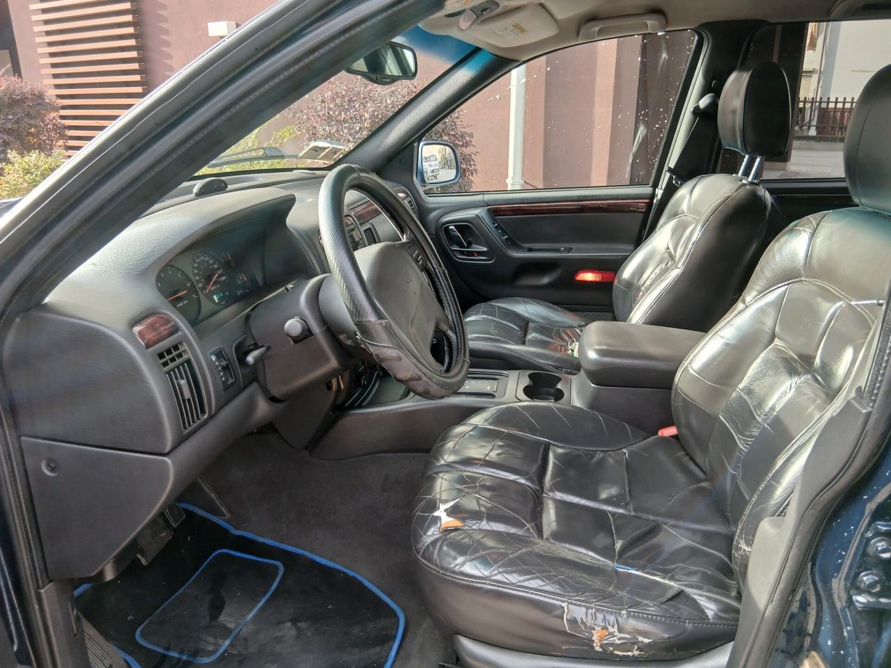 Jeep Grand Cherokee 4.7 V8 cat Limited + gancio GPL