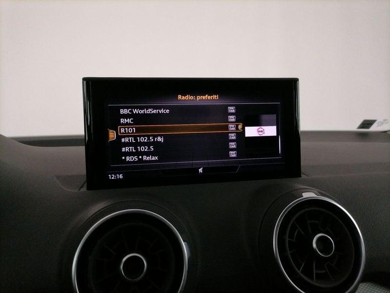 Audi Q2 35 1.5 tfsi Admired s-tronic