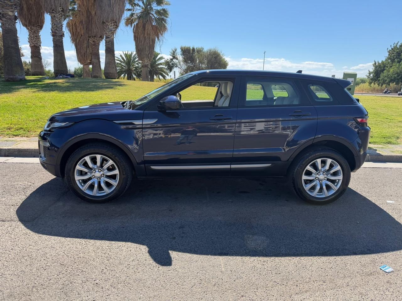 Range Evoque 2.0 Diesel- Anche Permuta- Tagliandata