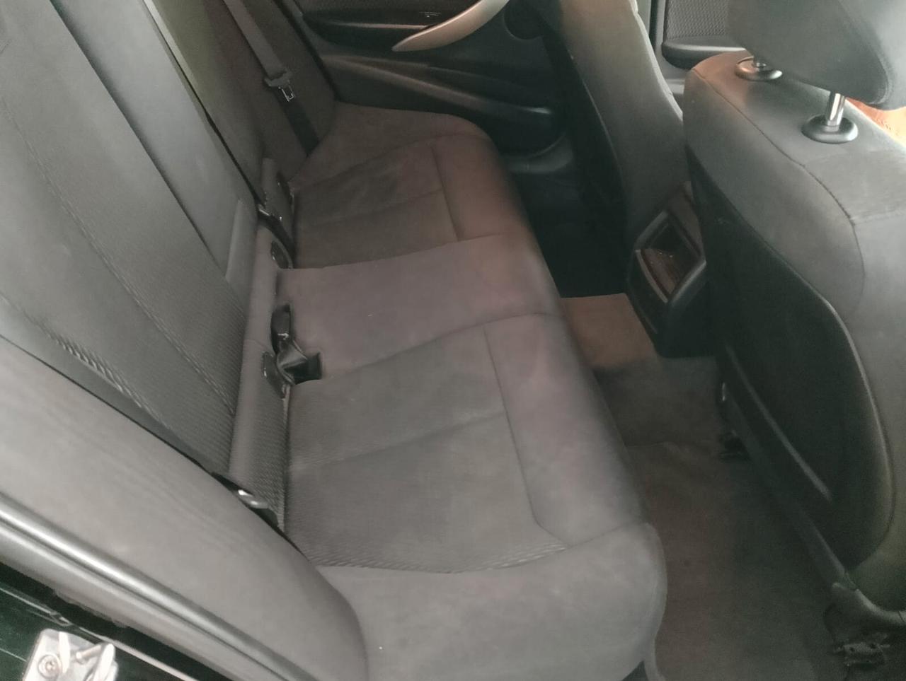 Bmw 316d Touring Sport-Automatico-Navi