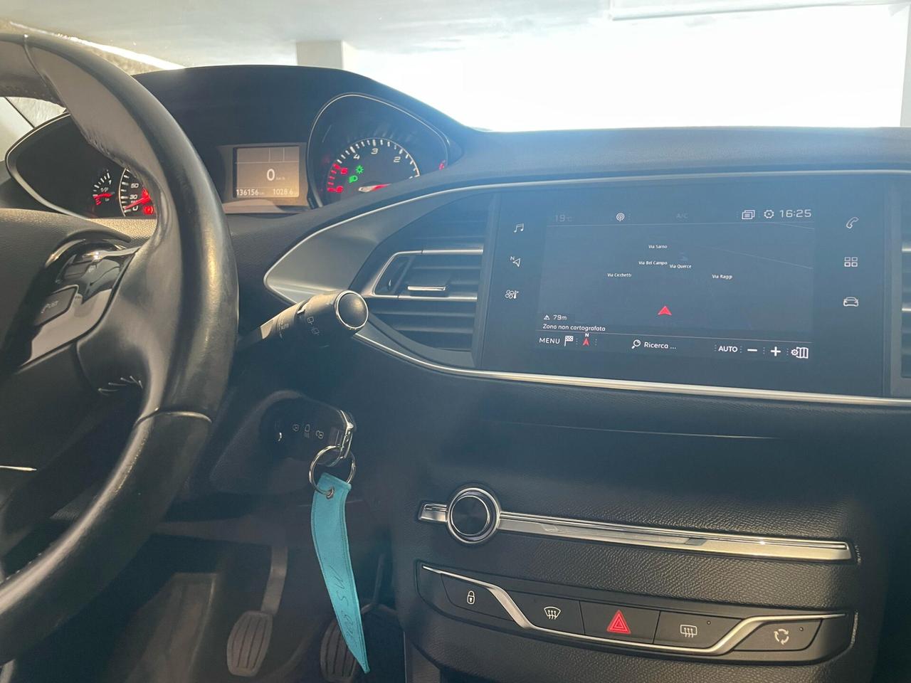 Peugeot 308 BlueHDi 130 S&S SW Allure