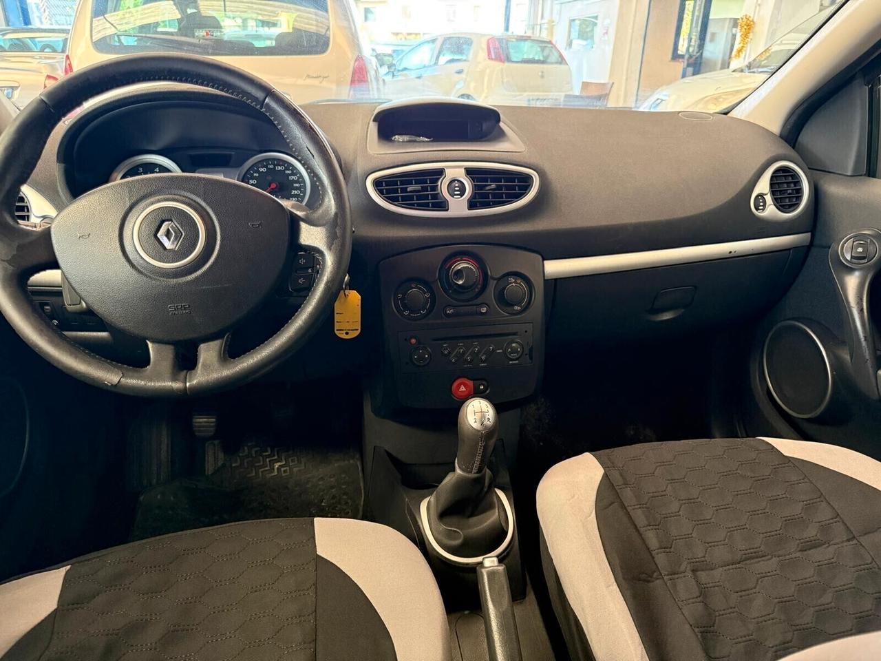 Renault Clio 1.2 16V SporTour GPL