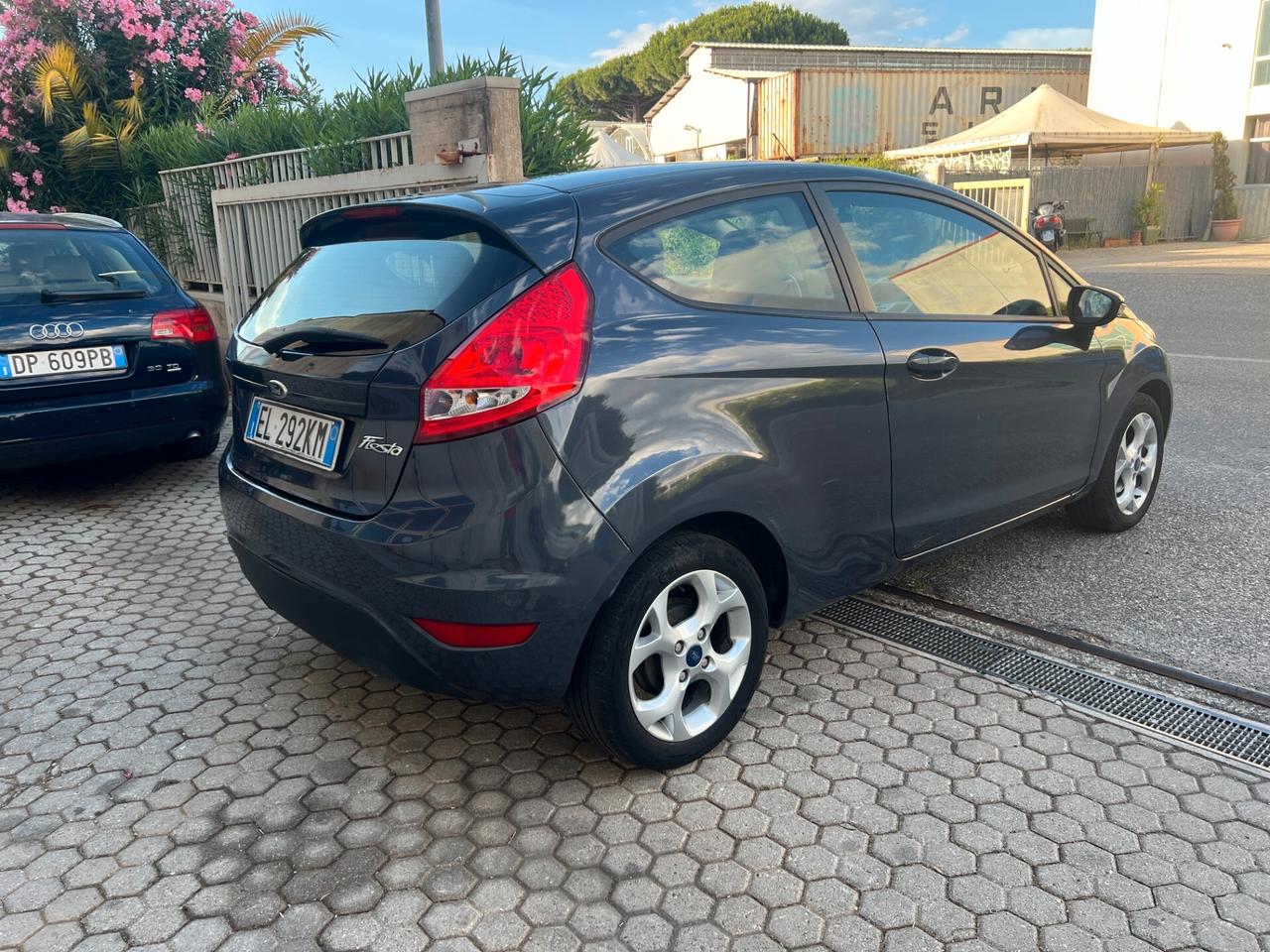 Ford Fiesta Ikon 1.2 82CV 84.000KM