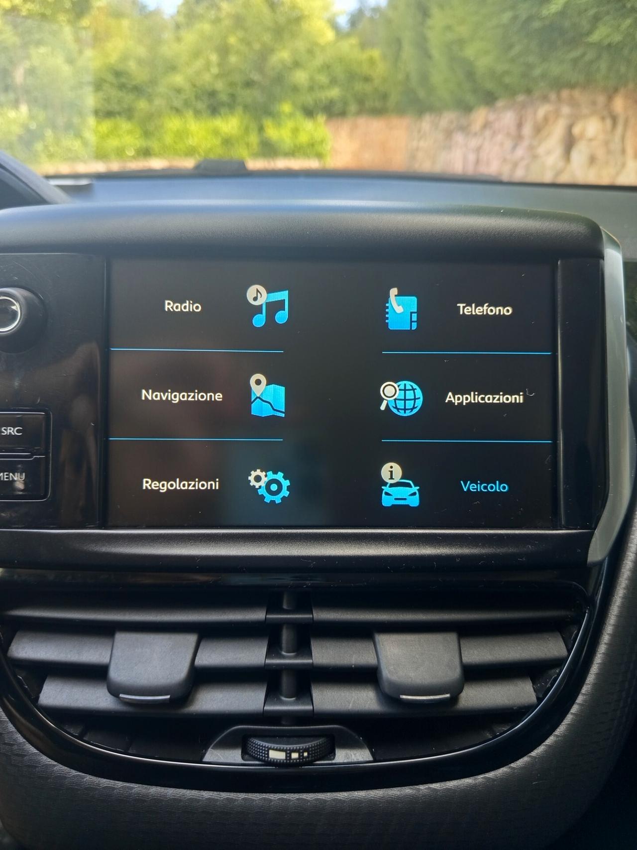 Peugeot 2008 BlueHDi 100 S&S Allure