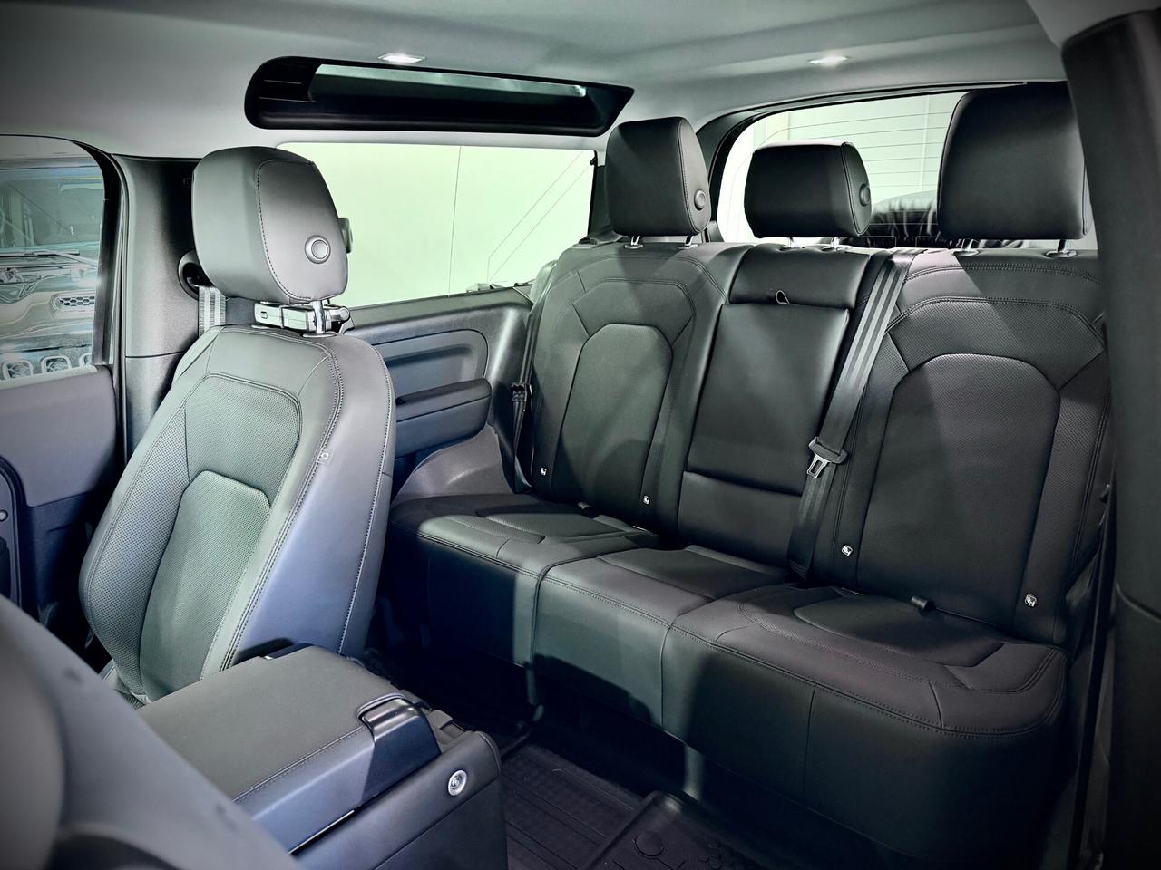 Land Rover Defender 90 3.0D I6 200 CV AWD Auto X-Dynamic SE