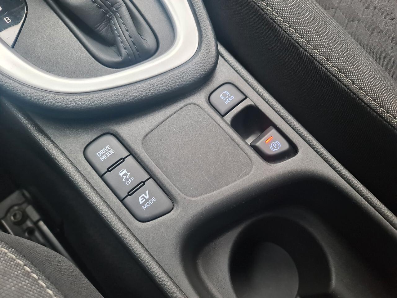 Toyota Yaris 1.5 Hybrid 5p - km reali