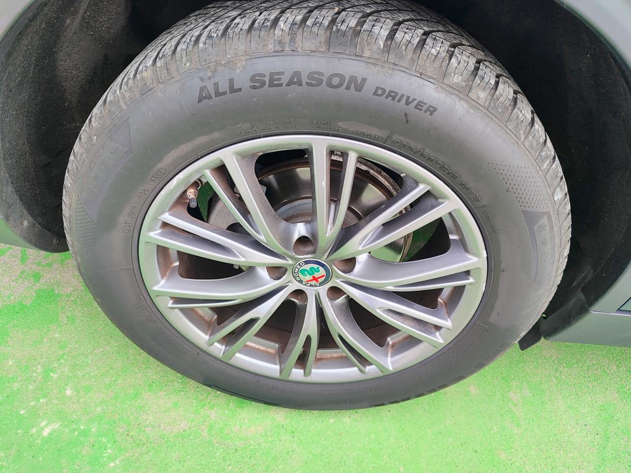Alfa Romeo Stelvio 2.2 Turbodiesel 180 CV AT8 RWD Super