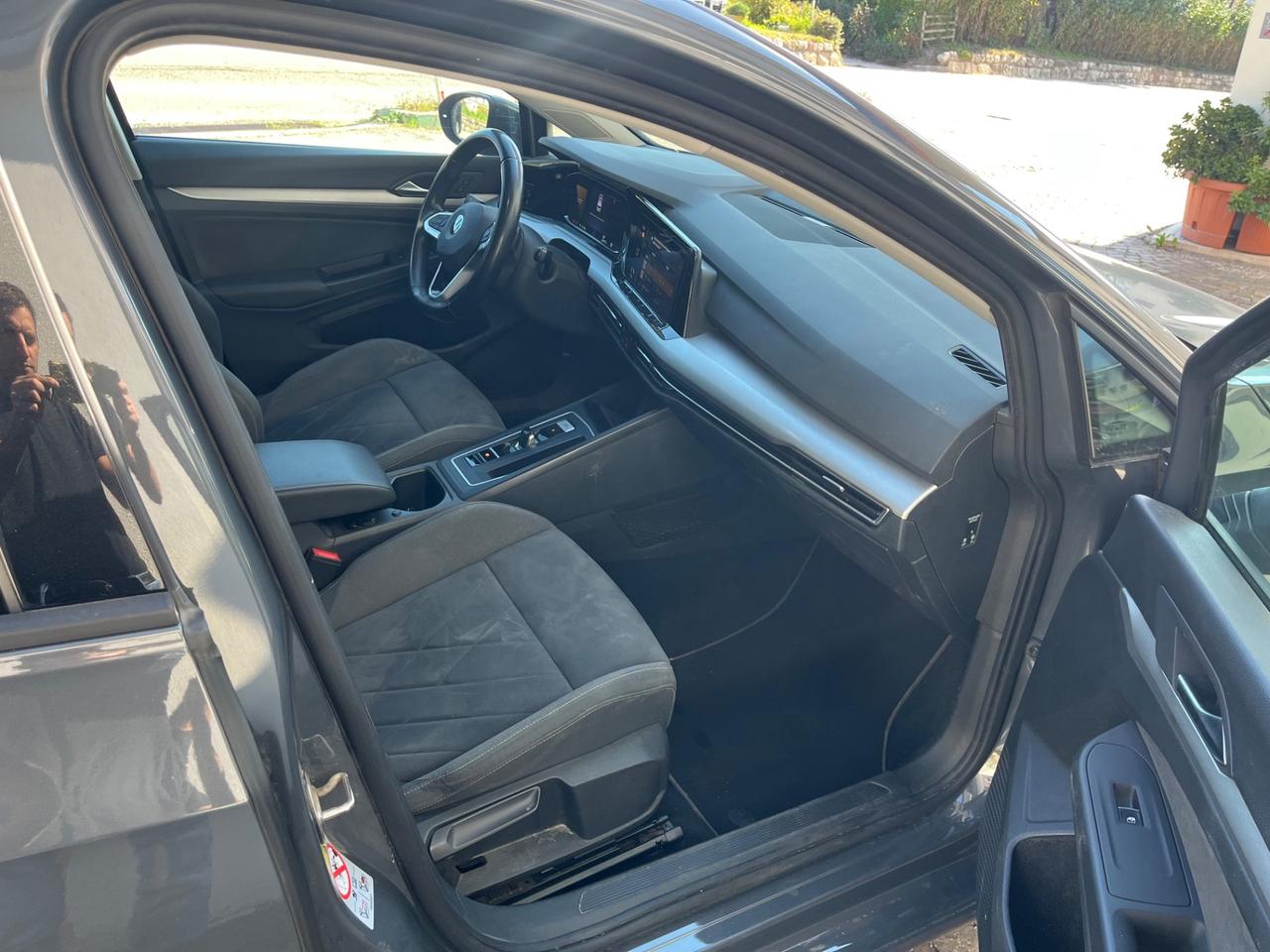 Volkswagen Golf Variant 2.0 TDI SCR DSG Style