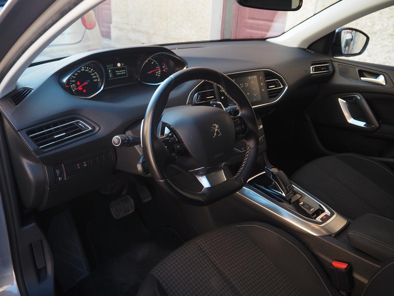Peugeot 308 BlueHDi 130 S&S EAT8 Business