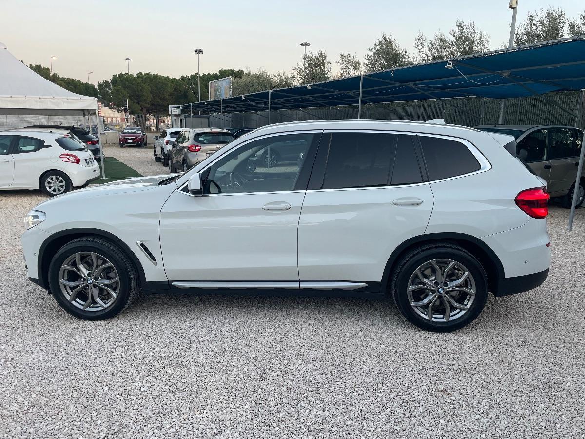 BMW - X3 - xDrive20d xLine