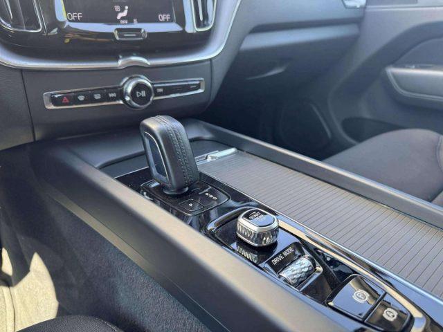 VOLVO XC60 B4 D AWD BUSINESS AUTOMATICA
