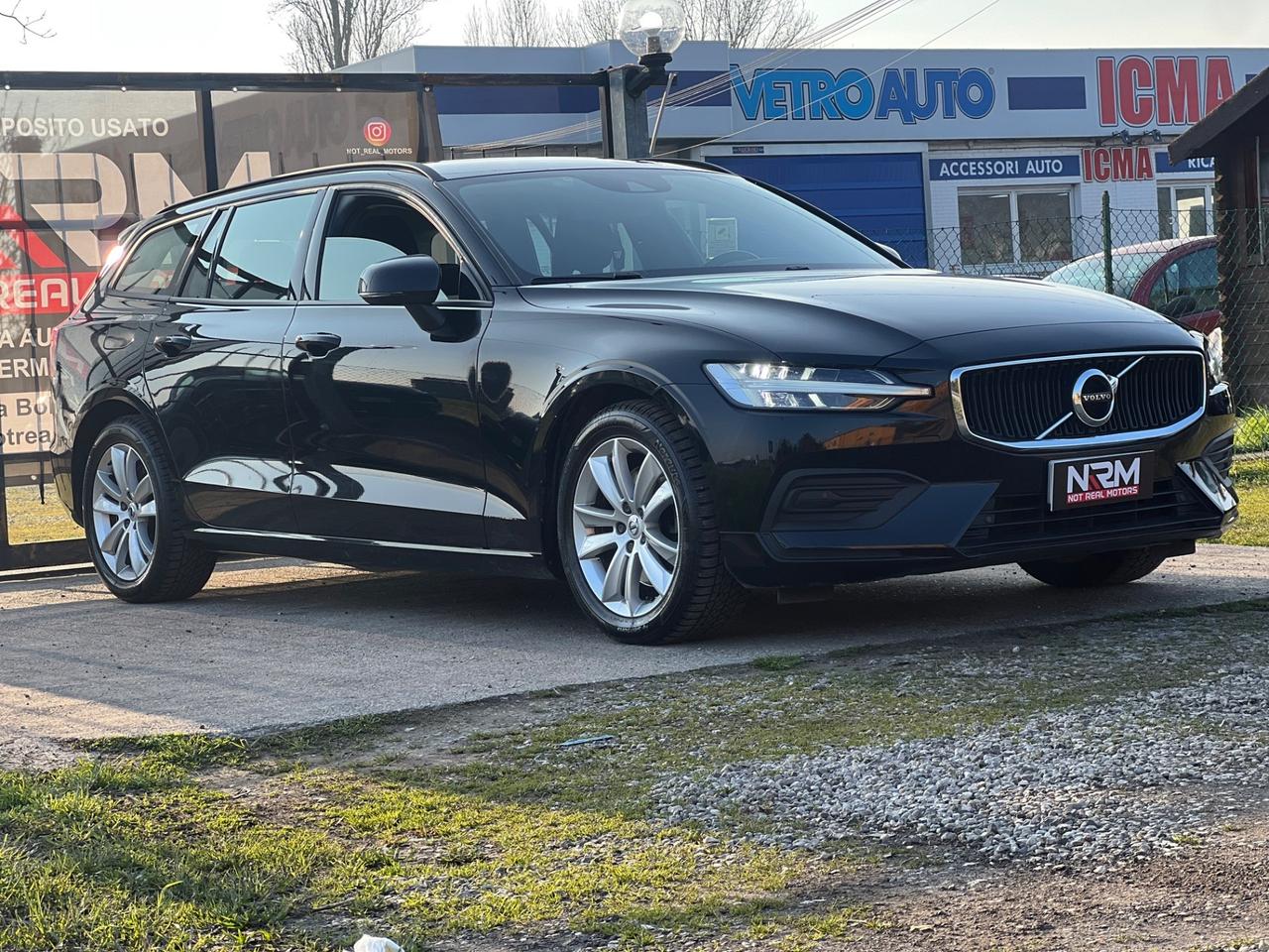 Volvo V60 B4 (d) Geartronic R-Design