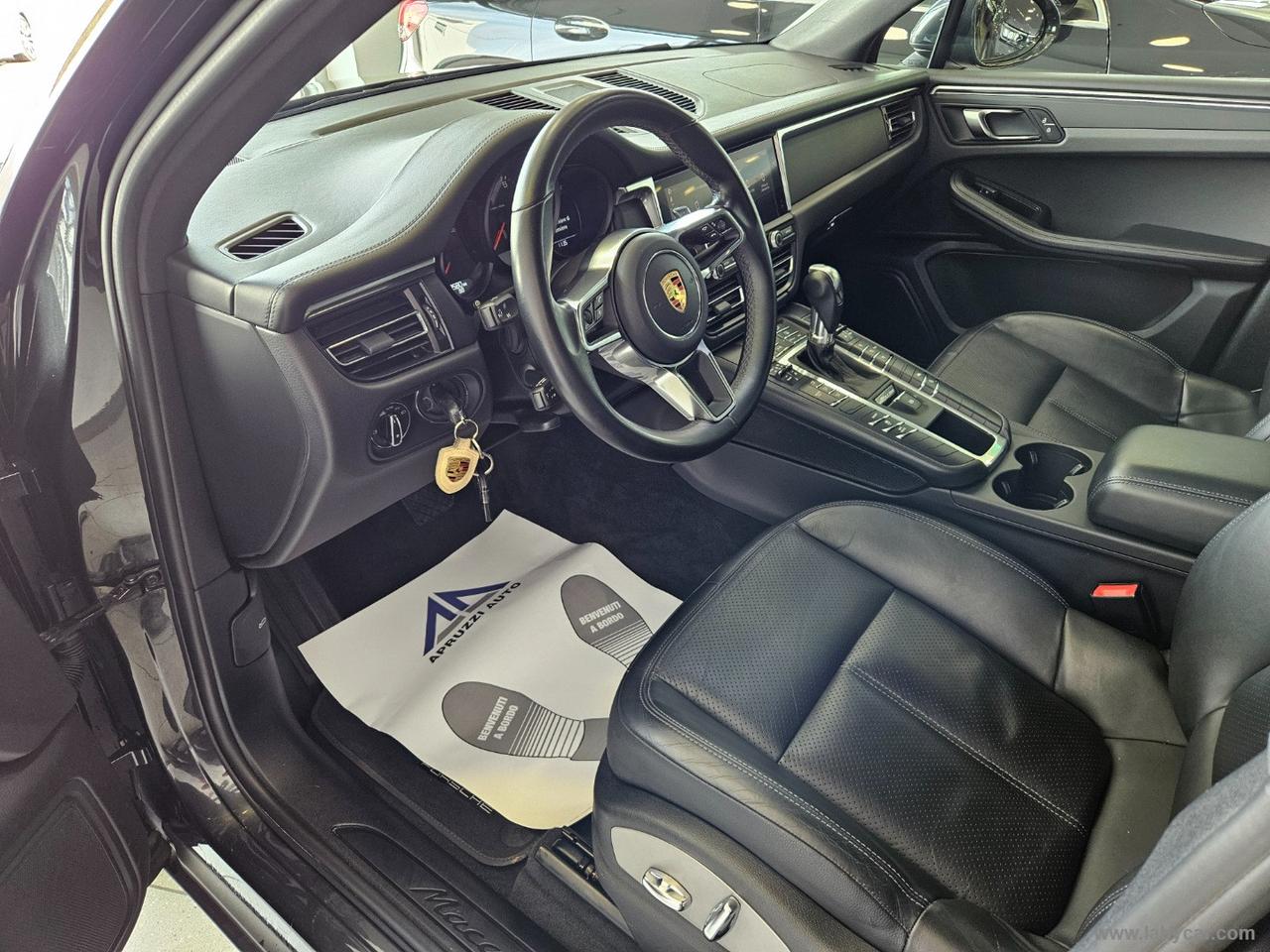 PORSCHE Macan 2.0 PDK