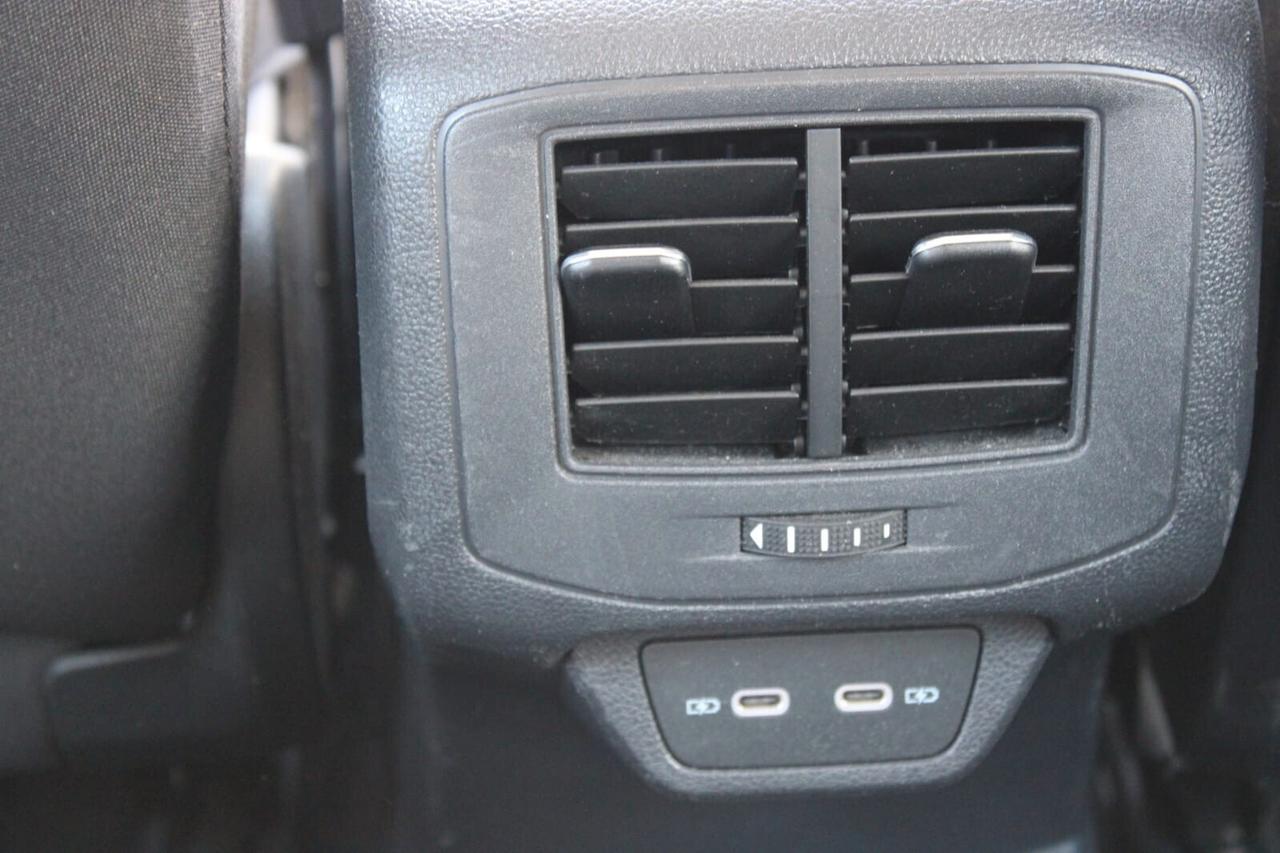Volkswagen T-Roc Tua A SOLI 265€ al mese Anticipo Zero