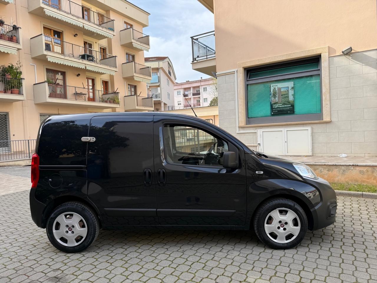 Fiat Fiorino 1.3 MJT 95CV Cargo SX